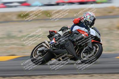 media/Jan-14-2023-SoCal Trackdays (Sat) [[497694156f]]/Turn 4 Set 2 (1030am)/